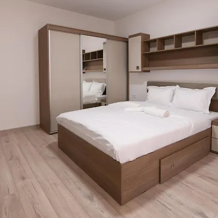 Smart Living Plaza *