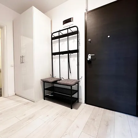 Smart Living Plaza דירה *